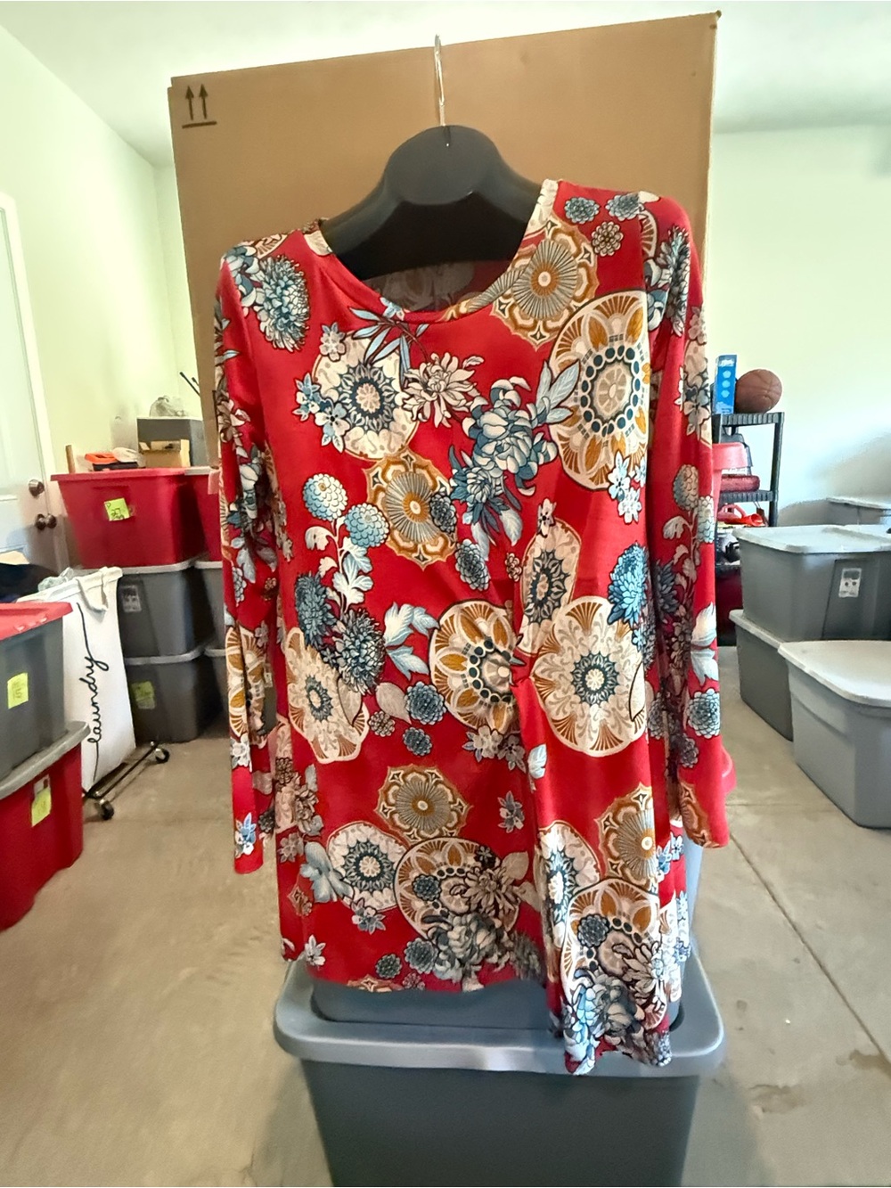 Women's Red Floral Long-Sleeve Tunic Top p72